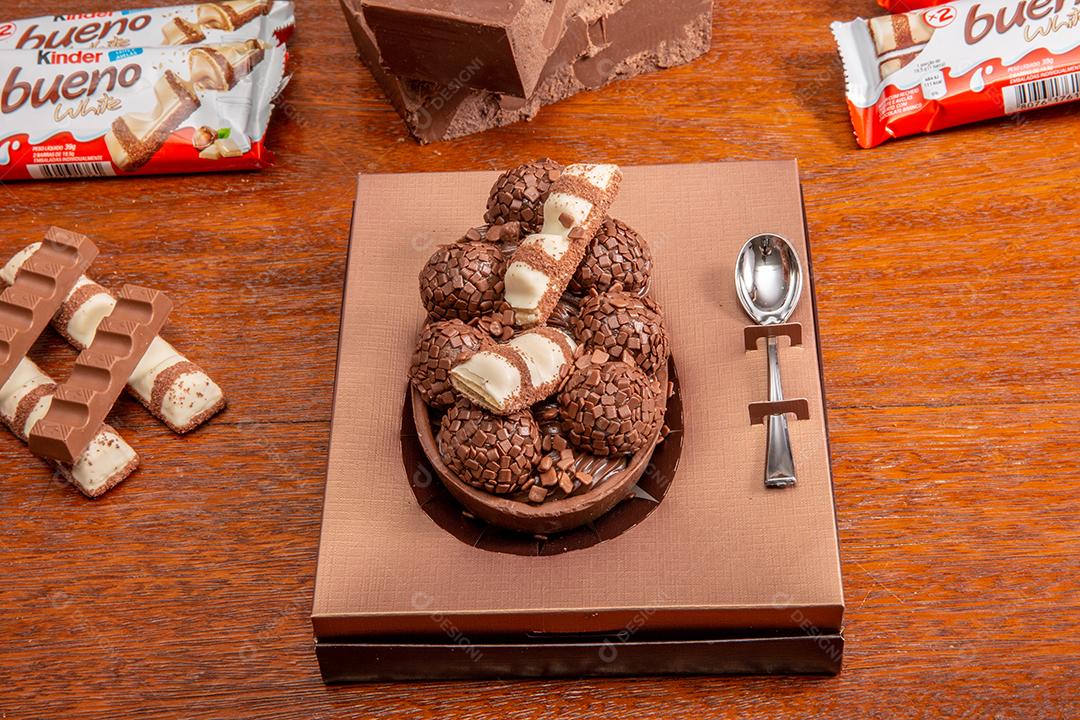 Ovo de Páscoa Artesanal